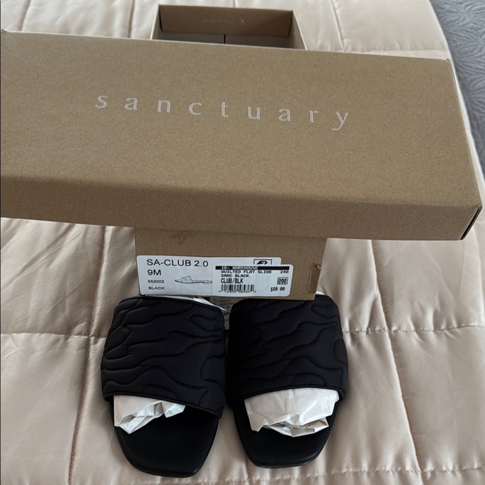 Sanctuary Black Quilted Slide Sandals NWT never worn! - Picture 5 of 5